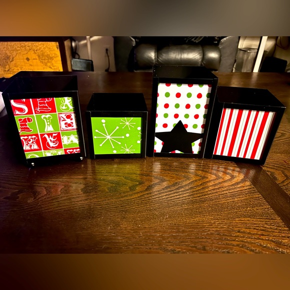 Gold Canyon Panel Holders - Picture 1 of 3